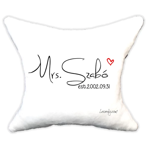 Neves Párna Mrs.saját név dátum